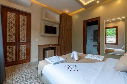 Yanis Guest House - image 4