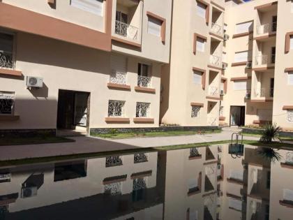 Appartements deux chambres et piscine - image 7