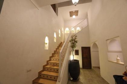 Riad Oum B&B - image 4